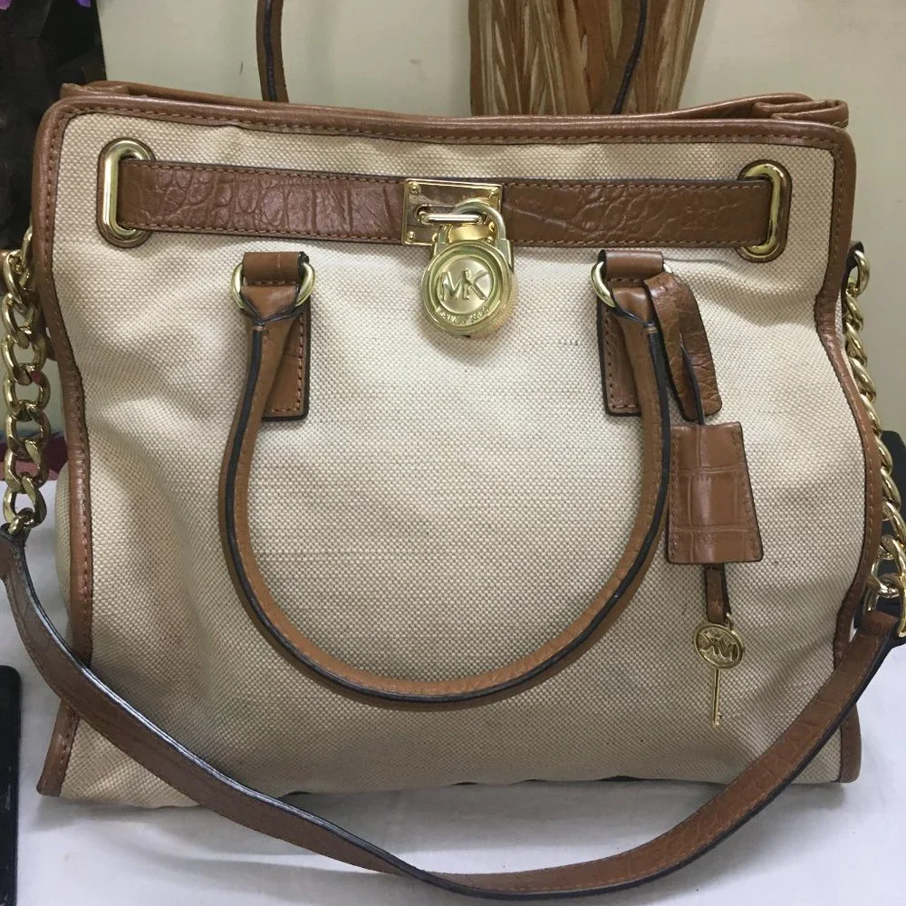 At best price: Authentic Michael Kors Hamilton NS Canvas/ Leather Tote - Picture 2 of 16